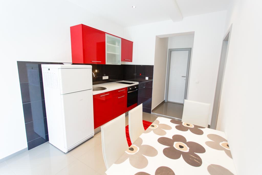 Filip Apartment Омиш Номер фото