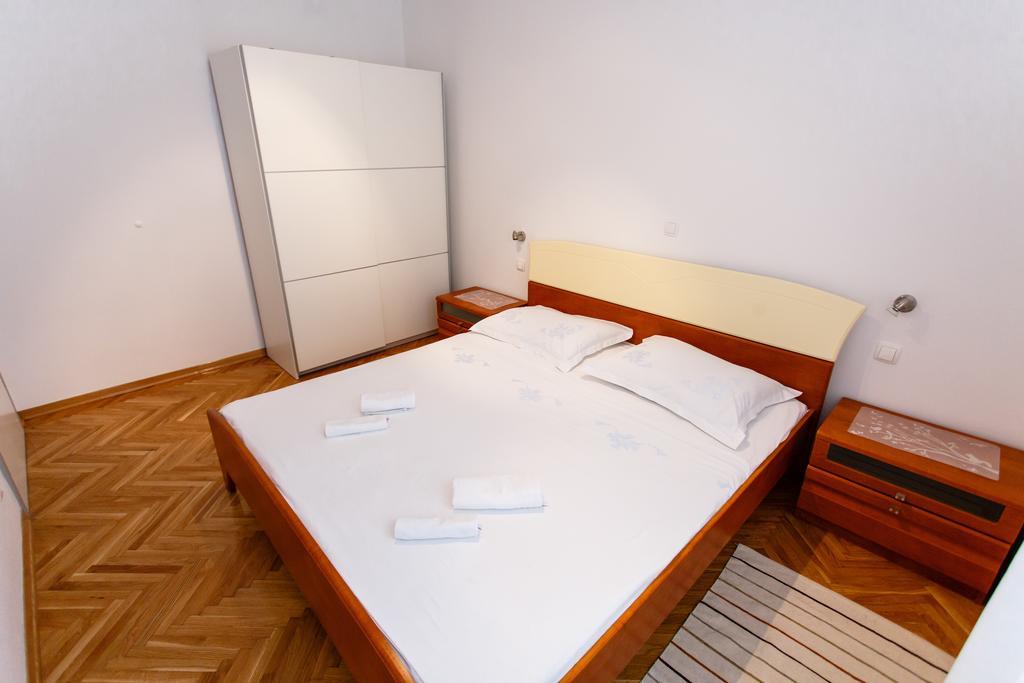 Filip Apartment Омиш Номер фото