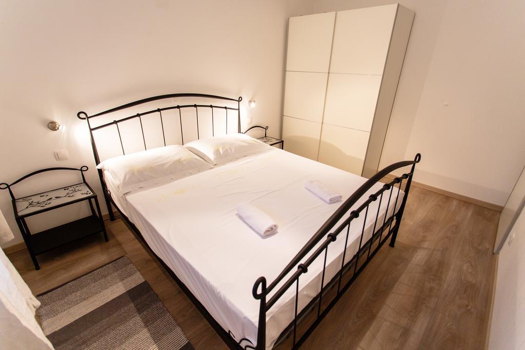 Filip Apartment Омиш Номер фото